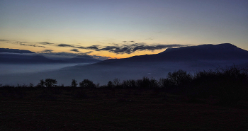 Sunset in the mountains / ***