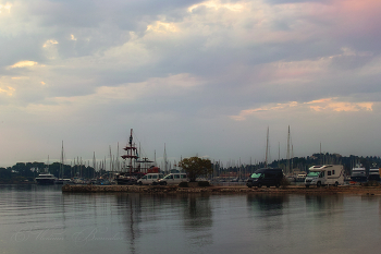 Early morning / ***