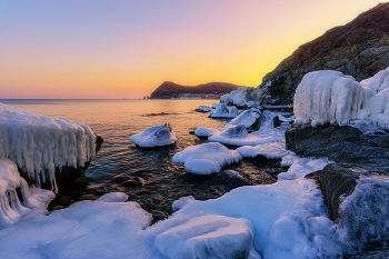February Evening / ***