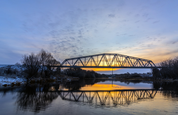 Morning on the river / ***