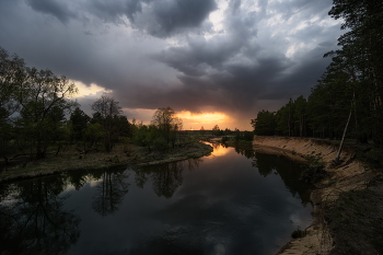 Anxious sunset / ***