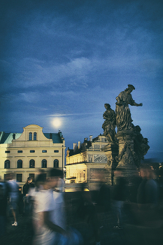 In the night / ***