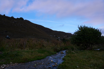 somewhere in the mountains / ***