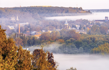 Fog dissipates / ***