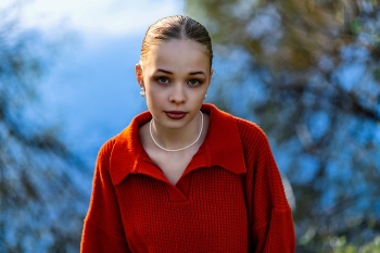 &nbsp; / ***