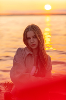 Dawn over the lake / ***