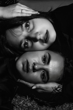 Girlfriends / ***
