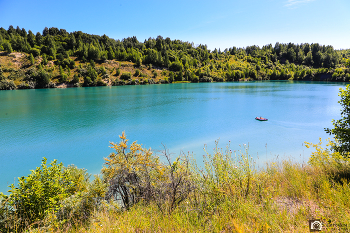 Turquoise Lake / ***