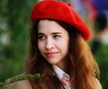 Little Red Riding Hood / ***