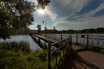 Bridge / ***