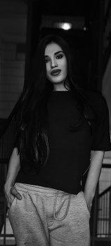 &nbsp; / ***