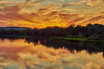 Evening. / ***