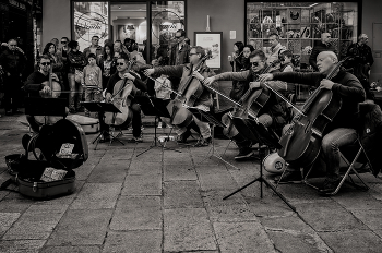 street musicians / ***
