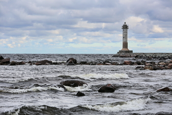 Lighthouse / ***