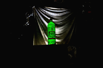 Life around / ***