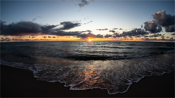 Ends of the earth / ***