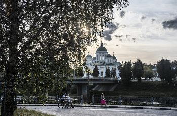 Evening Promenade / ***