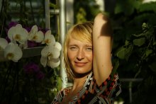 In the sunlight / ***