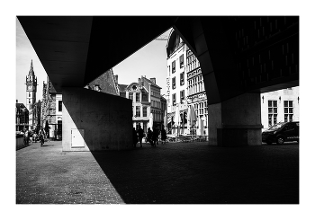 Ghent / ***