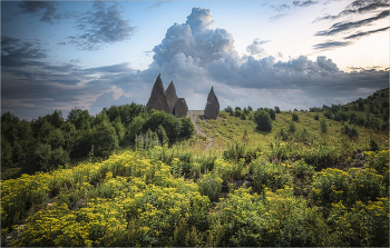 Caucasus / ***