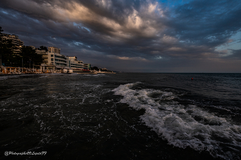 Sea, the sea ... / ***