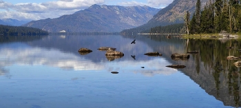 Lake Mzy / ***