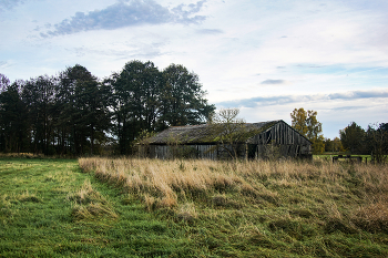 old barn / ***