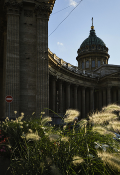 Kazan Cathedral / ***