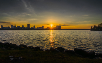 Evening in the country / ***