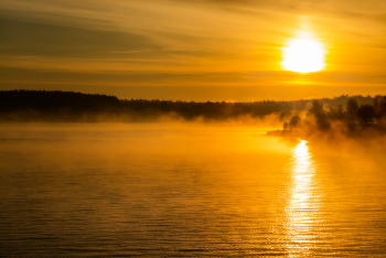 Morning on the Volga / ***