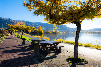 Sad it&#39;s time ..... / ***