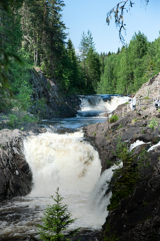 Waterfall Kivach / ***