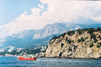 Crimea / ***