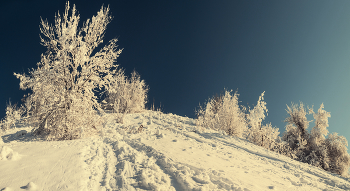 Autumn Sunrise / http://www.youtube.com/watch?v=bOUOO9j_sRY