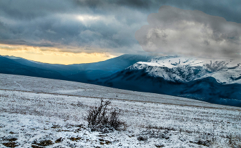 Winter in the mountains / ***