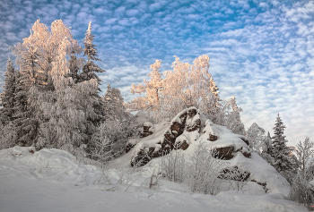 Sunset in the mountains / ***