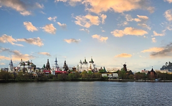Izmailovo Kremlin / ***