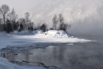 In the power of light / ***