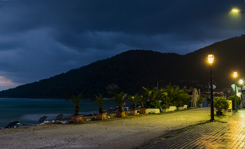 Before the storm / ***