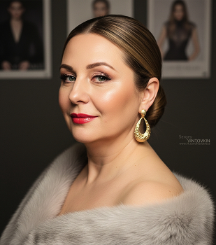 Portrait of a woman / ***