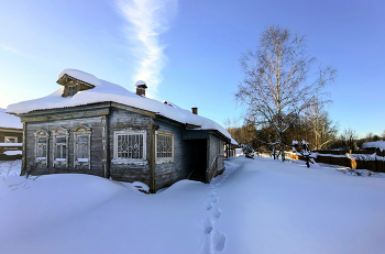 Morning in the village ... / ***