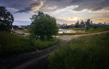 Solovkm / ***