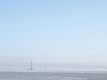 Lighthouse / ***