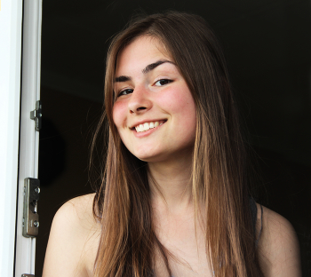 Julia / ***