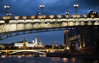 Evening Moscow / ***