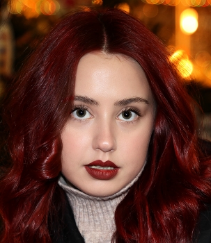 Julia / ***