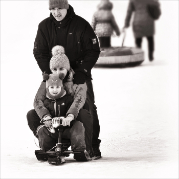 Family ... / ***