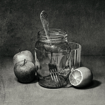 B / W / ***