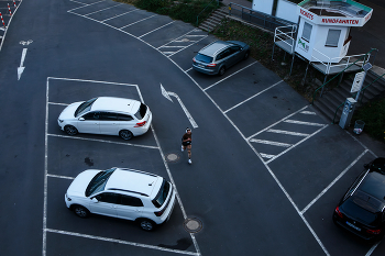 Parking / ***