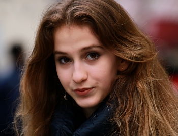 Julia / ***
